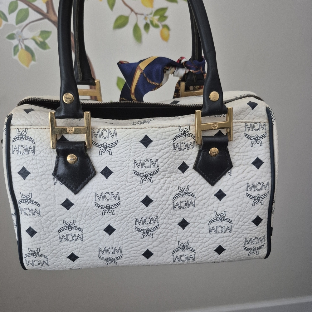 MCM Purse - Picture 5 of 11